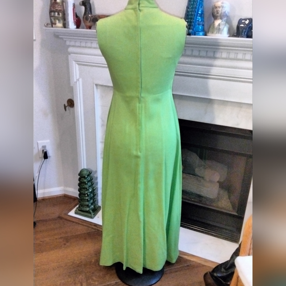 Vintage 1960s 1970s handmade lime green embroidered evening dress gown - Picture 6 of 10